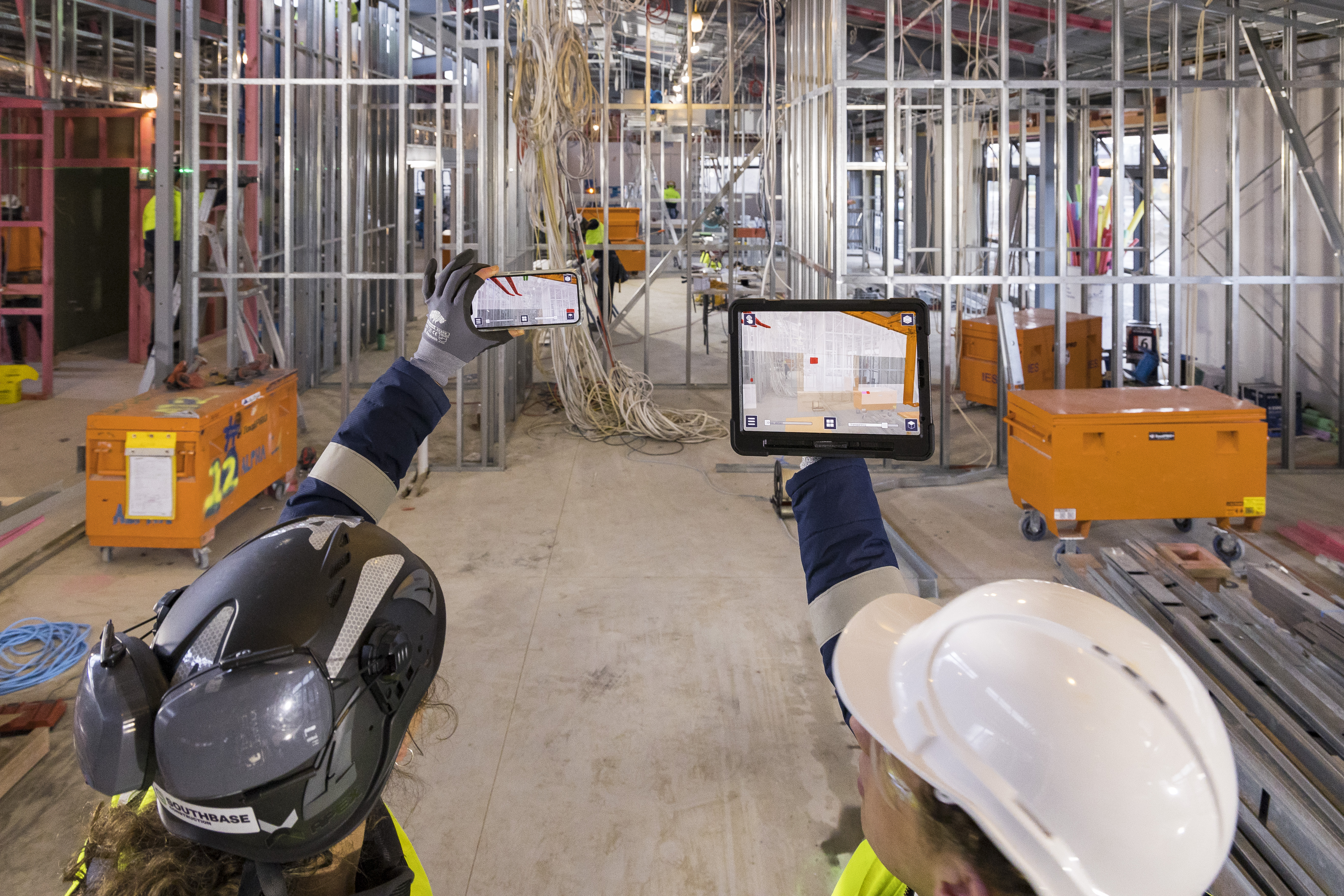 Trimble Connect AR being used on tablet and mobile on construction site