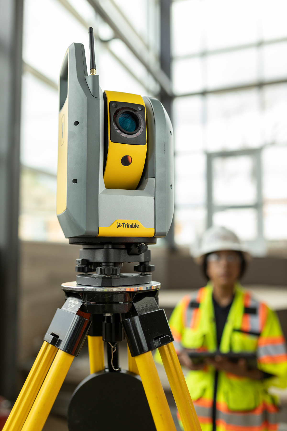 Trimble Connect AR & Trimble Robotic Total Station